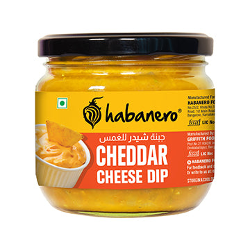 Habanero Zingy Jalapeño Nachos + Cheddar Cheese Dip | Crunchy Corn Chips with Spicy Jalapeño Flavour & Cheddar Cheese Dip | Gluten-Free Snack Combo | 70g + 300g